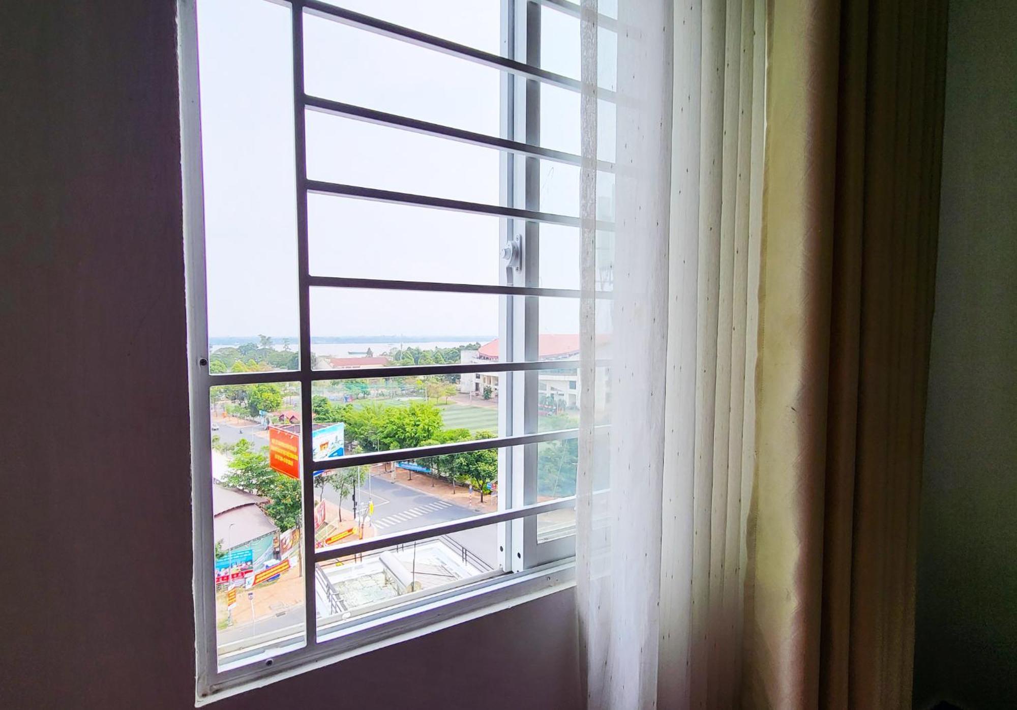 Khách Sạn Hoàng Sơn Can Tho Exterior foto